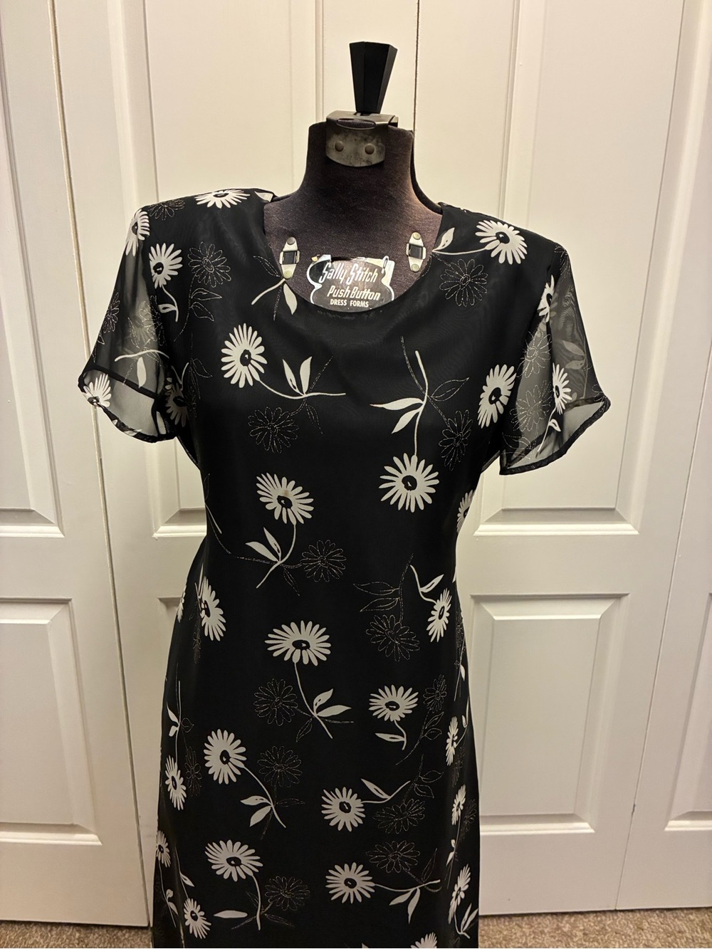 Connie Choi Black Maxi/Midi Dress with White Floral Print - Picture 3 of 11